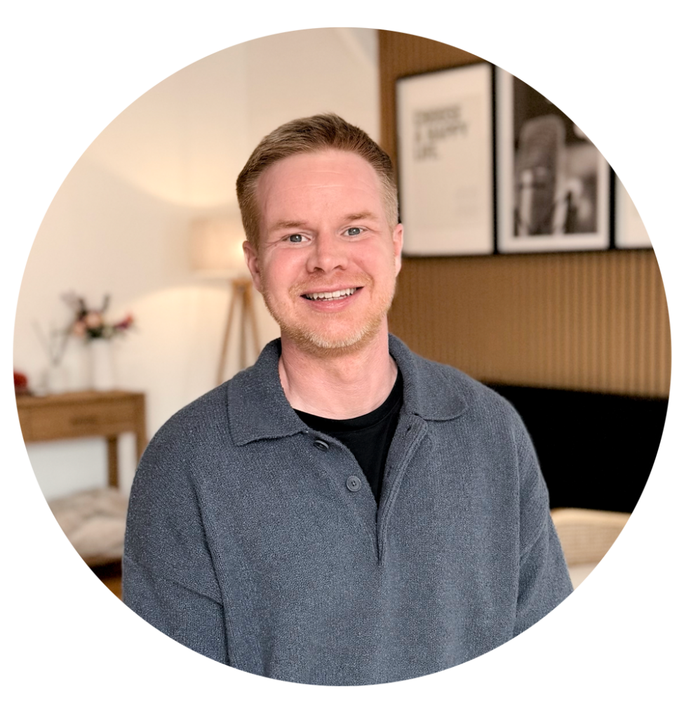 Matthias Dede, Lern- und Familientherapeut, in seiner Praxis in Stade